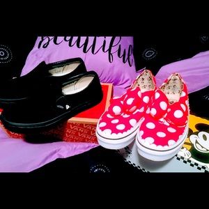 Brand new and never gonna wear them..